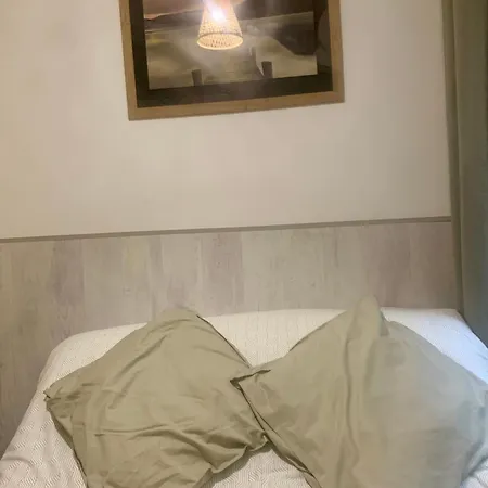 Mini Et Sdb - Plein Centre - Cour - Conciergerie J&n Apartment *
